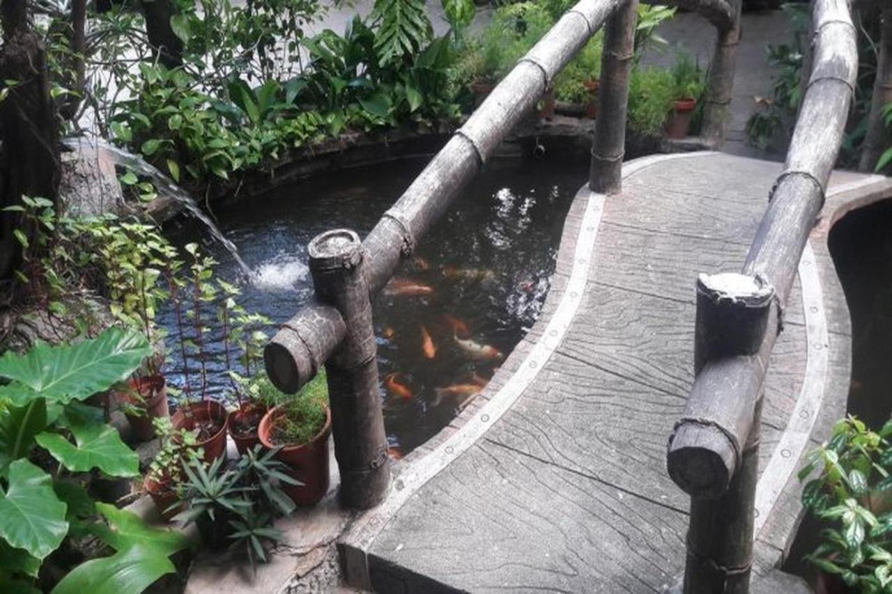 Hotel Airlangga Mataram Exteriér fotografie
