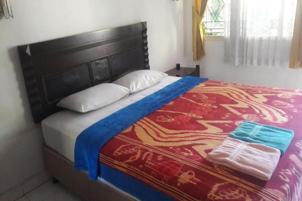 Hotel Airlangga Mataram Exteriér fotografie